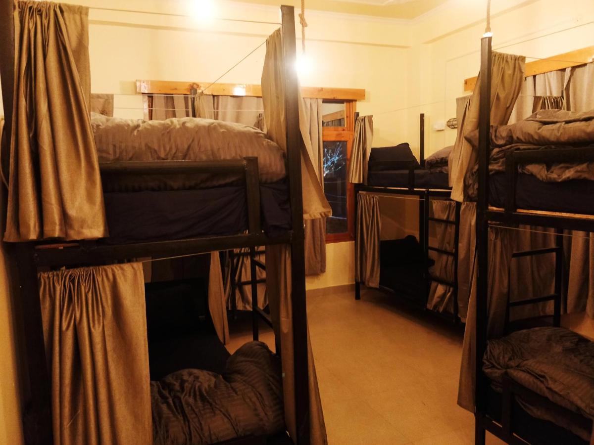 Perkup Hostel Kasol Zewnętrze zdjęcie