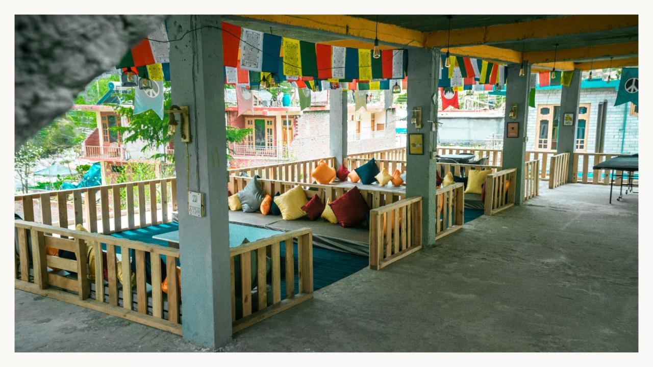 Perkup Hostel Kasol Zewnętrze zdjęcie