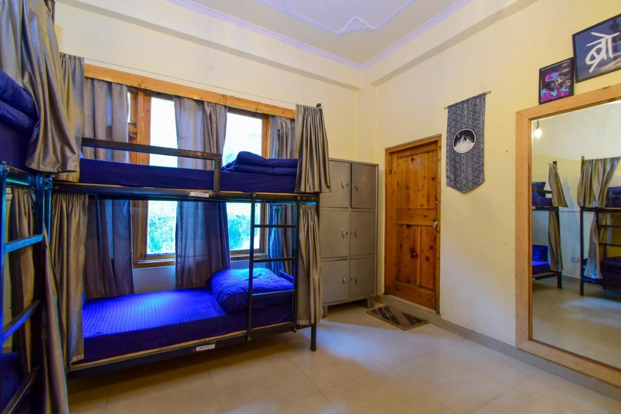 Perkup Hostel Kasol Zewnętrze zdjęcie